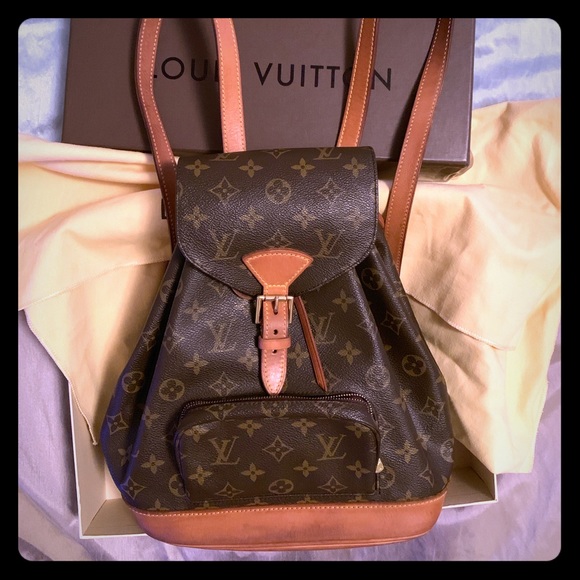 ‼️SOLD‼️Auth LV Montsouris MM - Picture 1 of 8